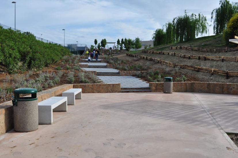 Una delle scalinate del parco.