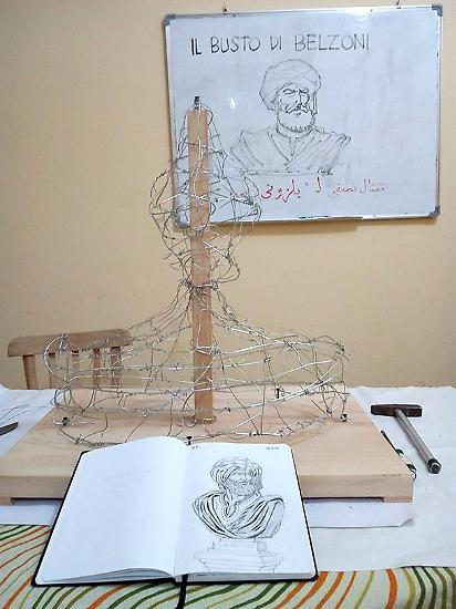 Una fase dei lavori per la creazione del busto di Giovanni Battista Belzoni.